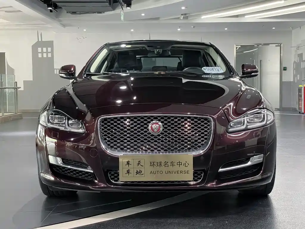 Jaguar XJ XJL 2.0T 2WD Elegant Business Edition, фото 2