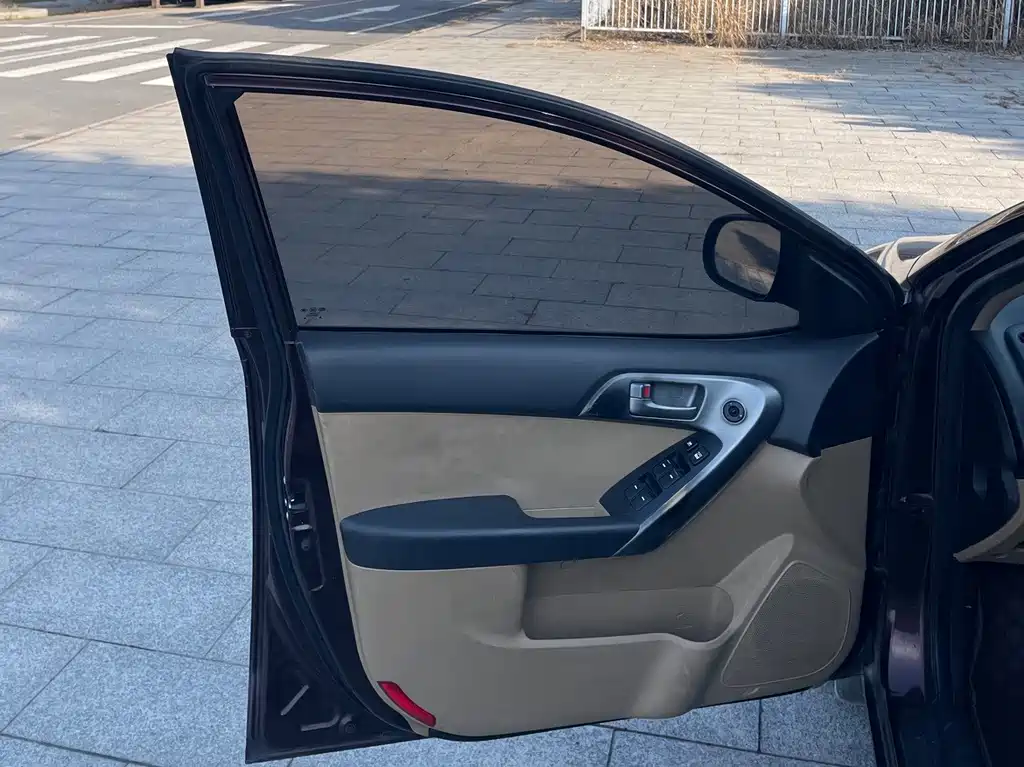 Kia Forte — миниатюра 8