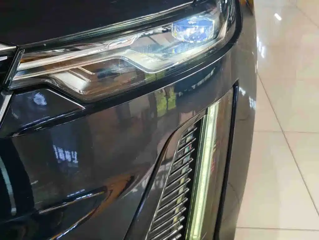 Cadillac XT6 — миниатюра 18