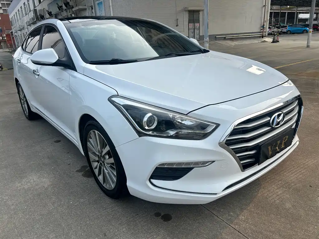 Hyundai Mistra — миниатюра 3