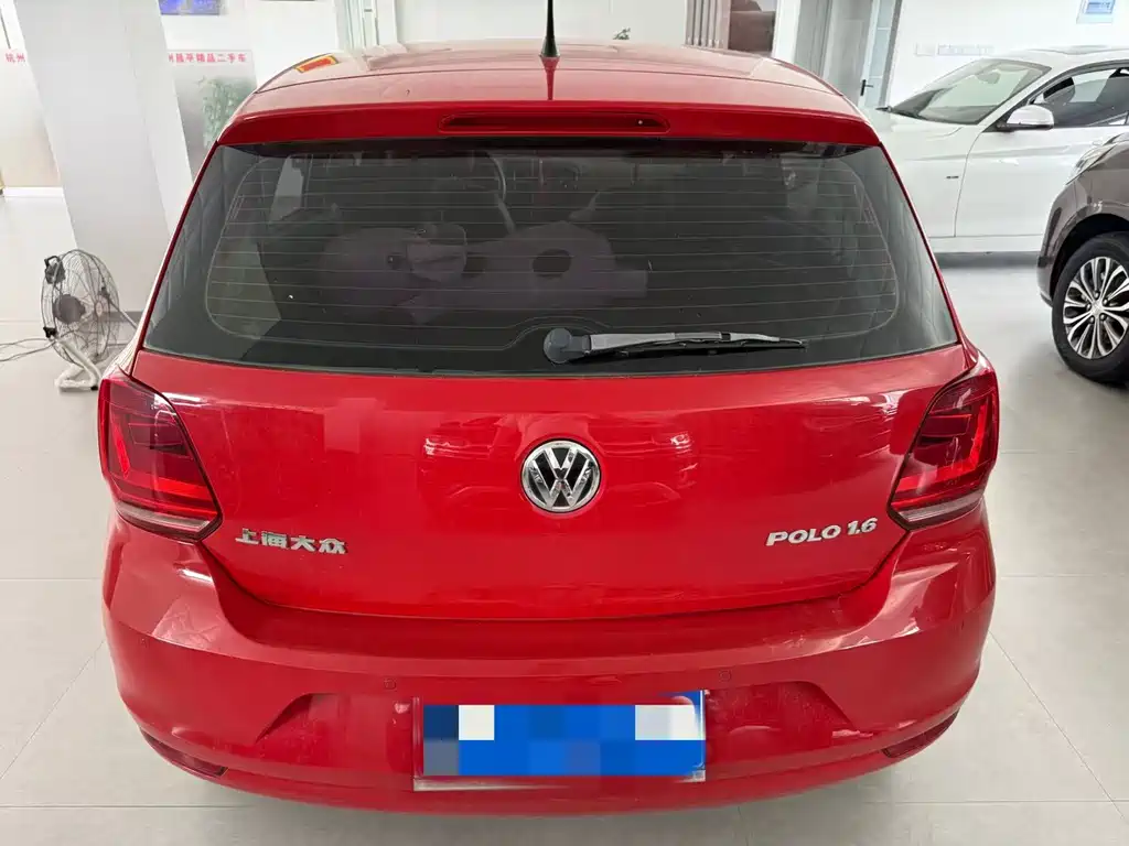 Volkswagen Polo 2014 1.6L AT Comfort