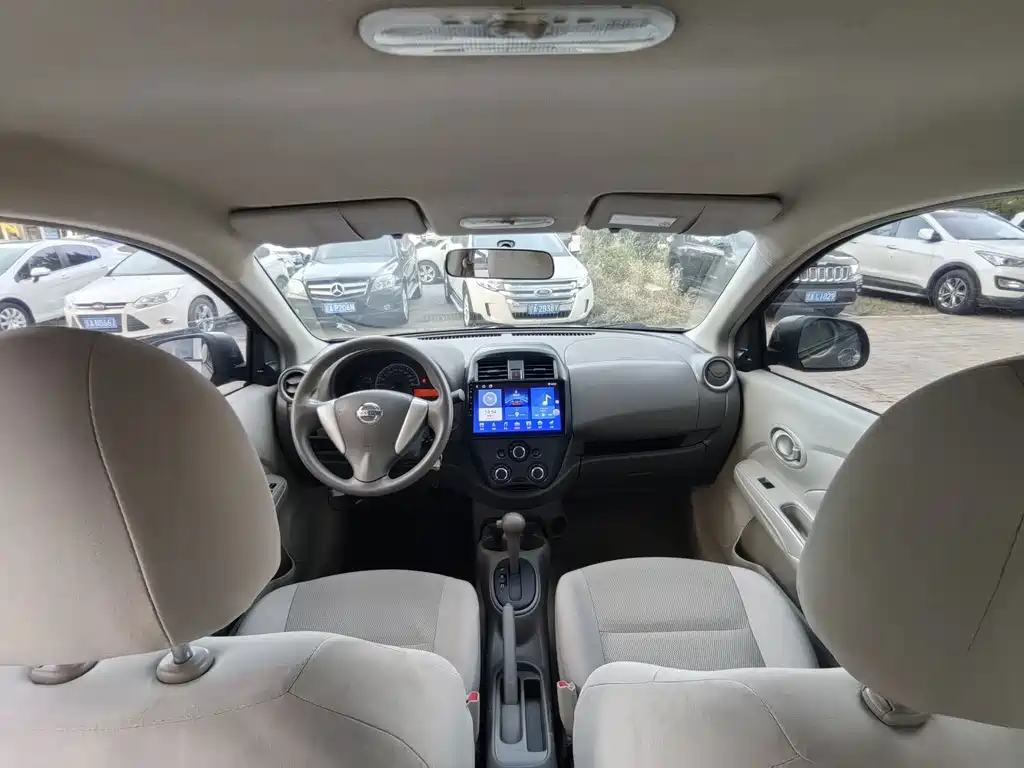 Nissan Sunny — миниатюра 12
