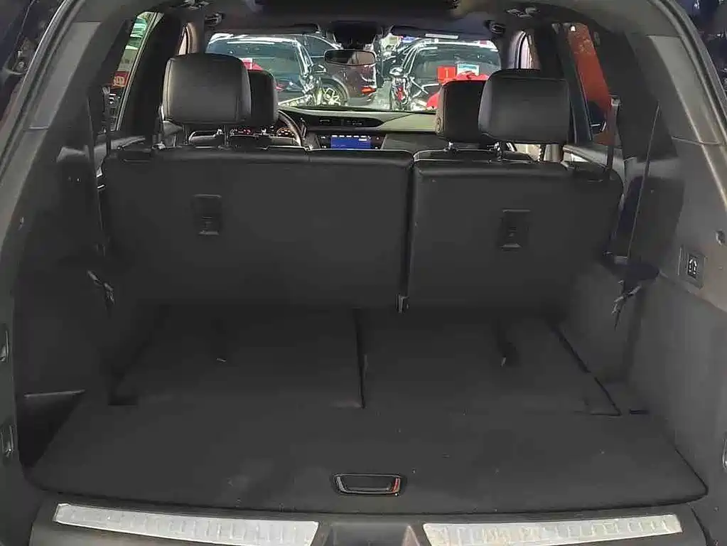 Cadillac XT6 — миниатюра 10