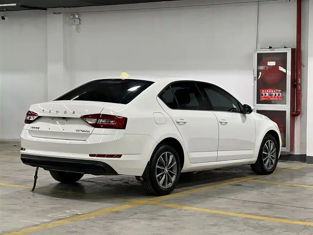 SKODA OCTAVIA