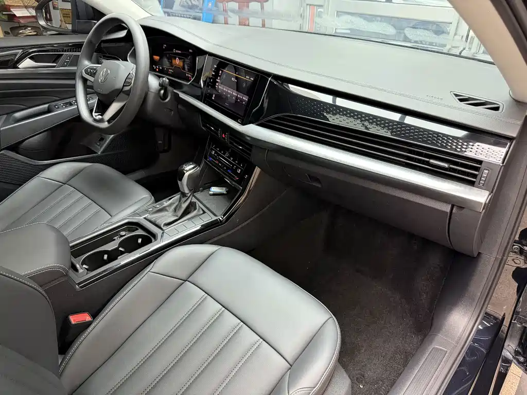 Volkswagen Passat — миниатюра 14
