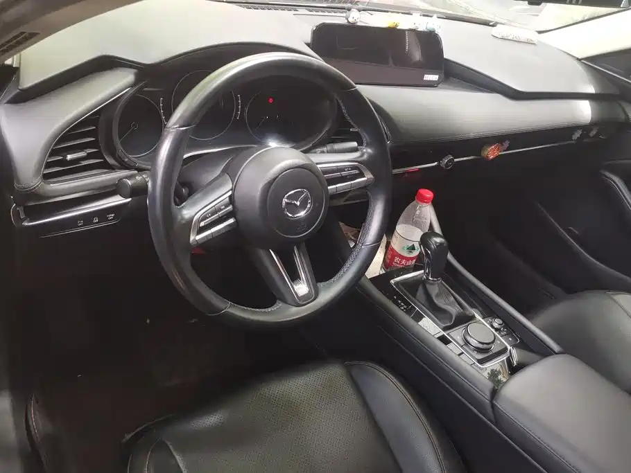Mazda 3 Axela — миниатюра 12