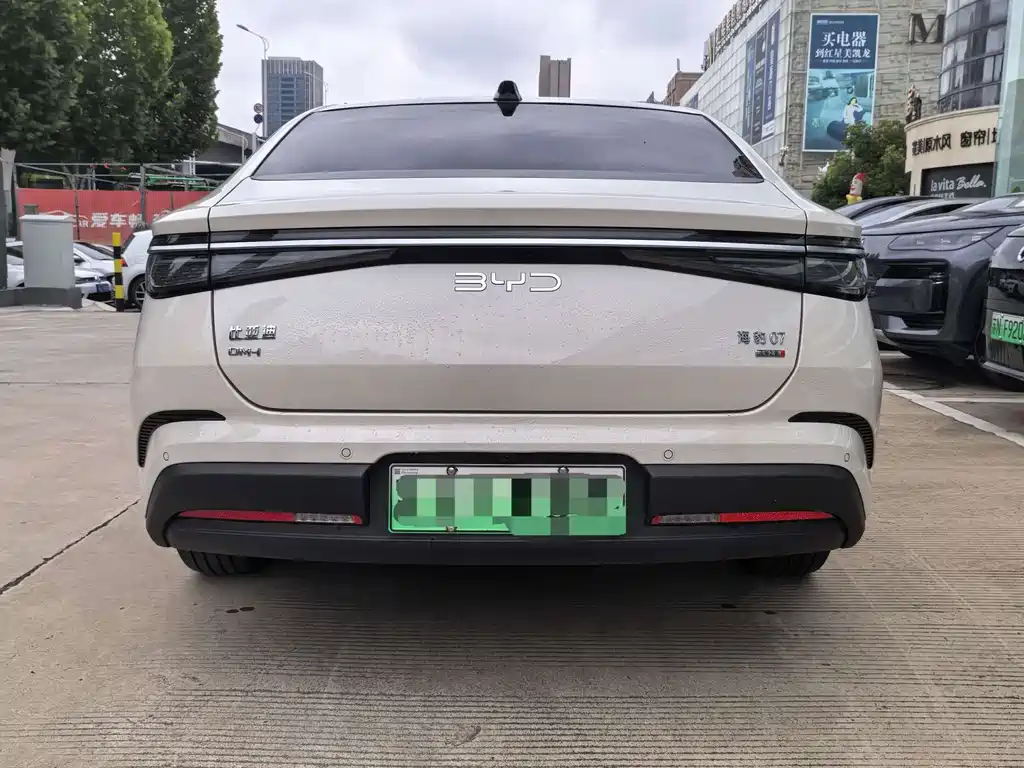 BYD Seal 07 DM-i — миниатюра 3