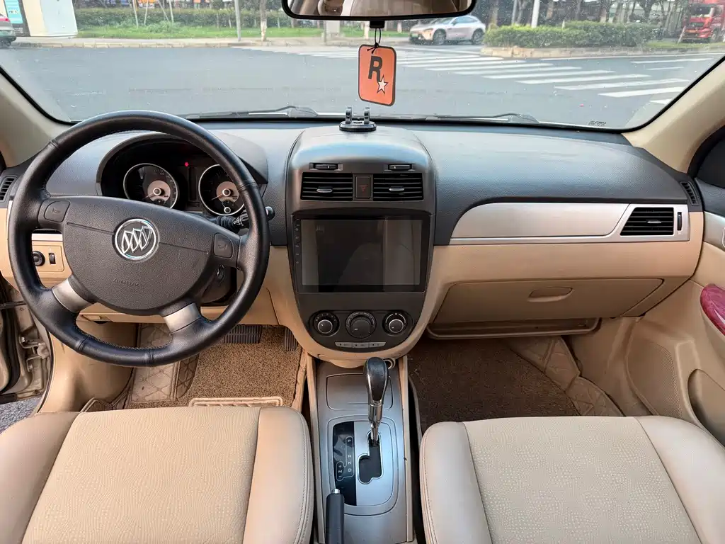 Buick Excelle — миниатюра 13