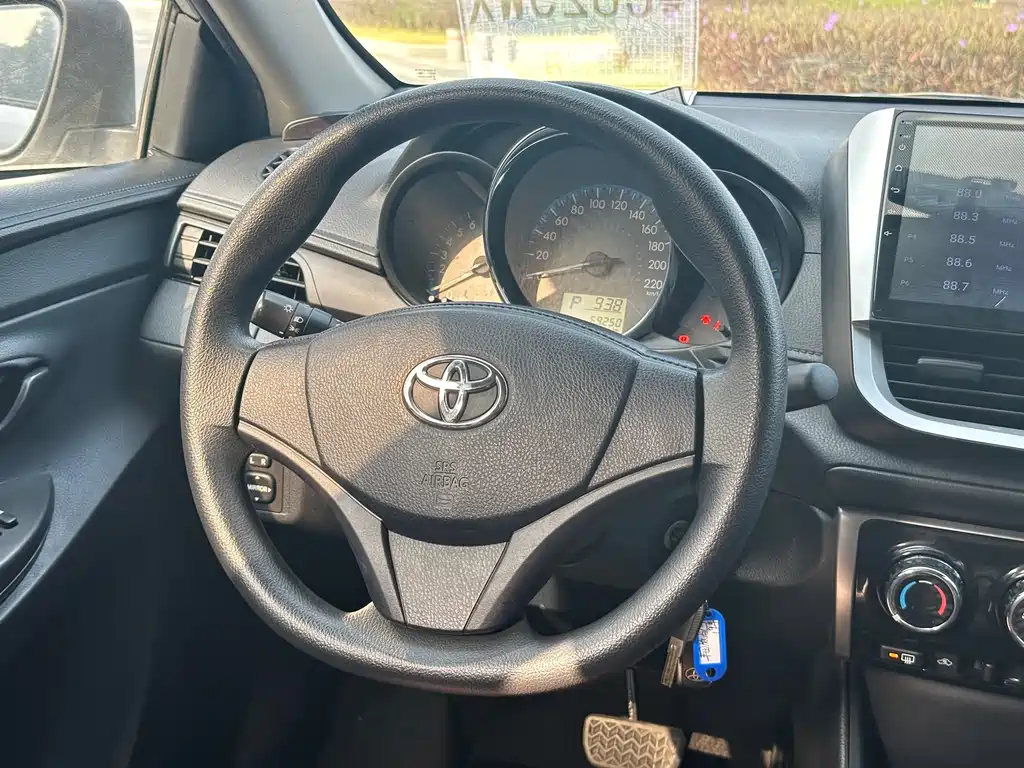 TOYOTA VIOS