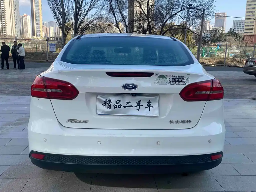 Ford Focus — миниатюра 5