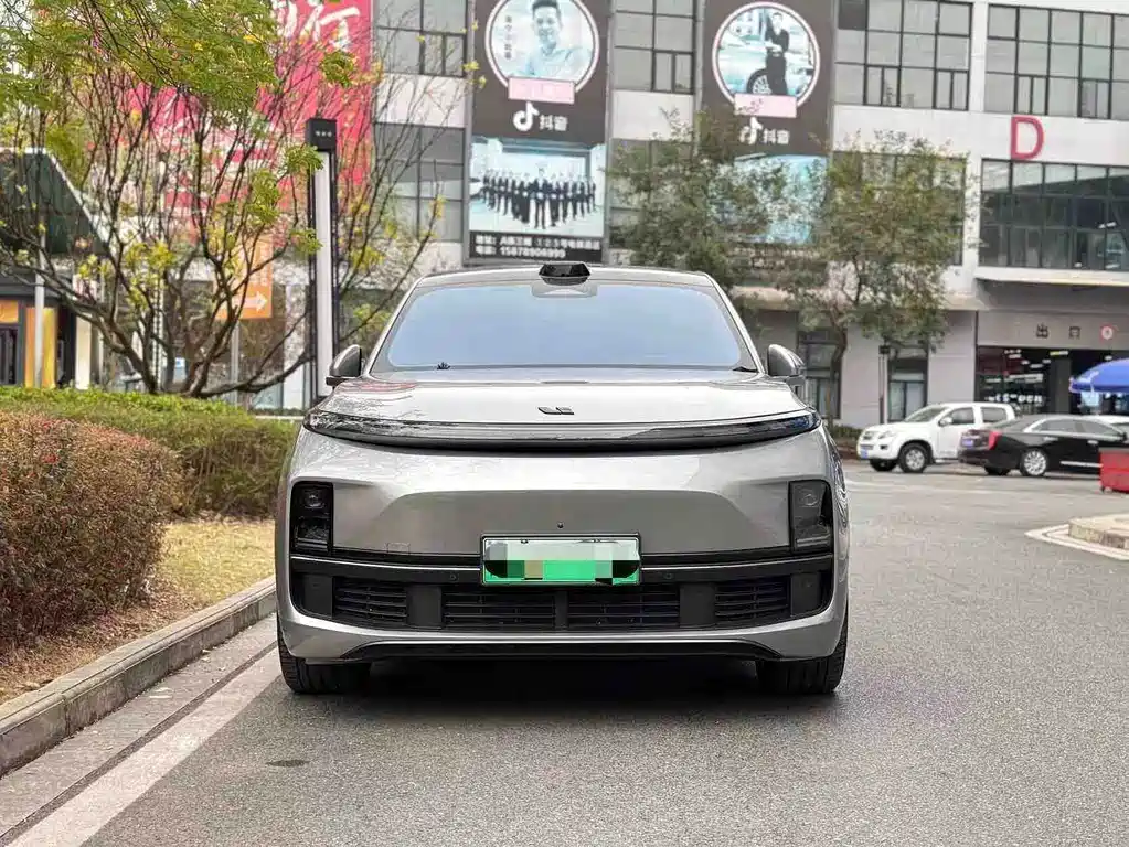 Li Auto Li L9 — миниатюра 2