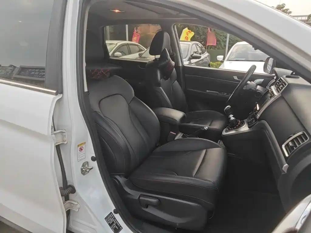 Haval M6 — миниатюра 25