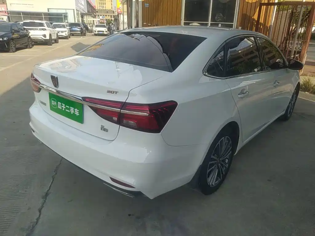 Roewe i6 Classic — миниатюра 7