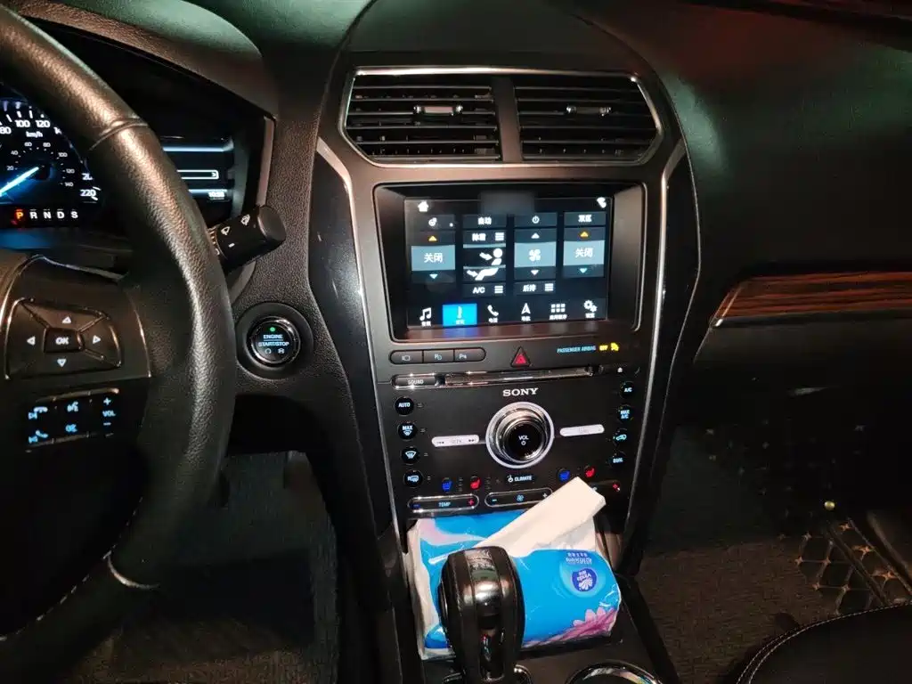 Ford Explorer (Import) — миниатюра 6