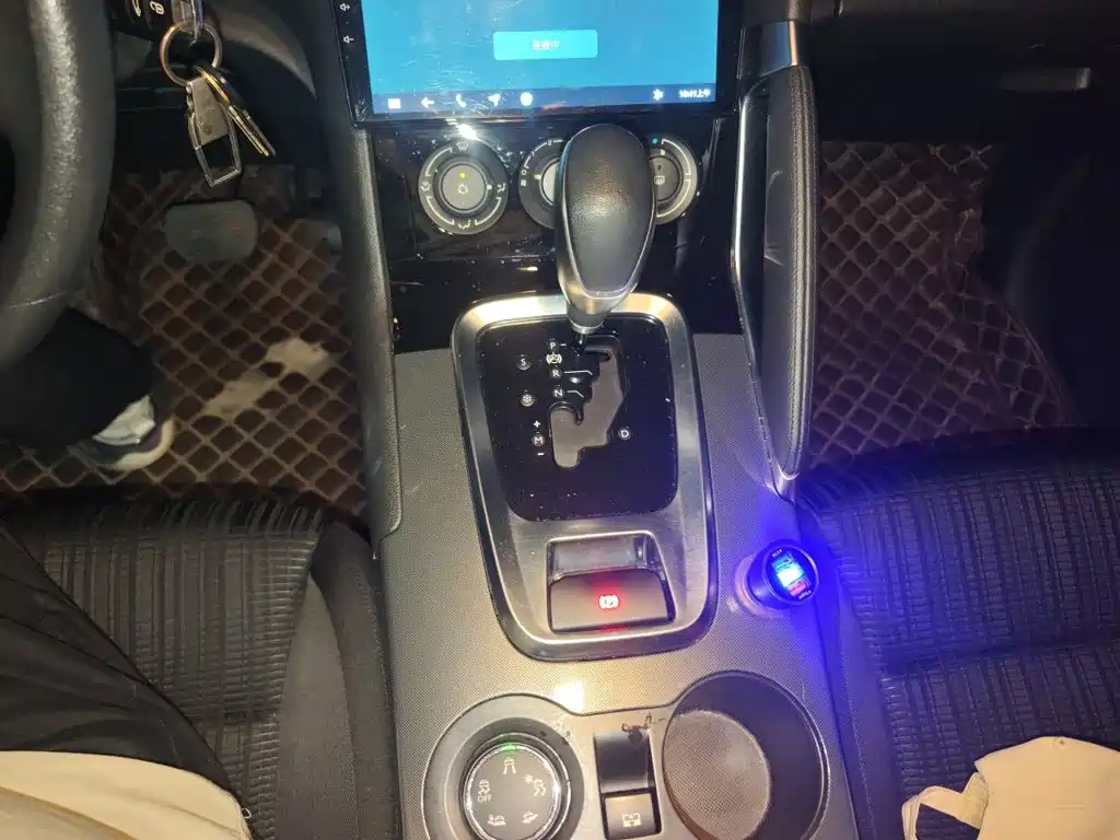 Peugeot 3008 — миниатюра 10
