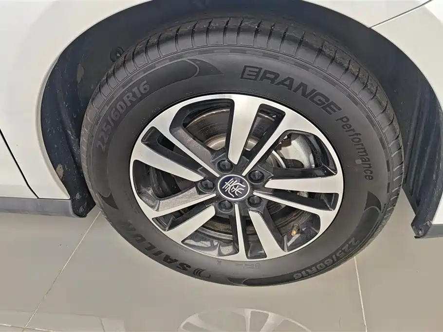 BYD Qin Plus PLUS 2025 DM-i Smart Drive 55KM
