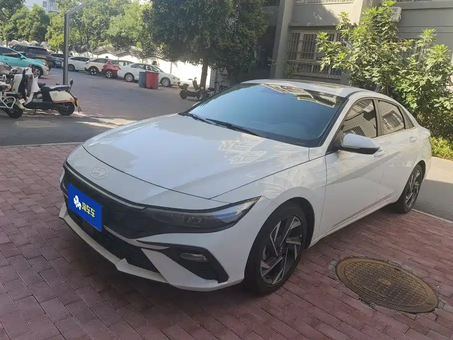 伊兰特 2023款 1.5L CVT GLX精英版 2025