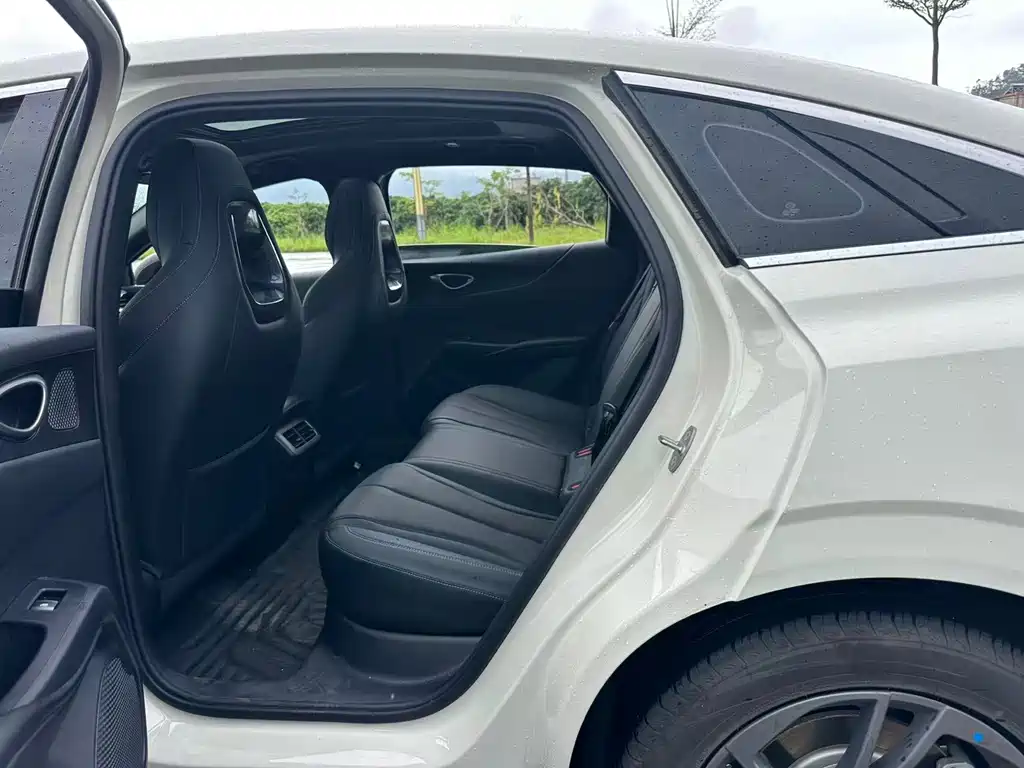 BYD Seal 06 — миниатюра 24