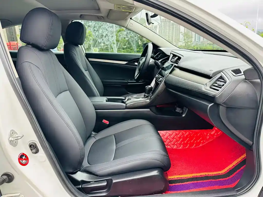 Honda Civic — миниатюра 8