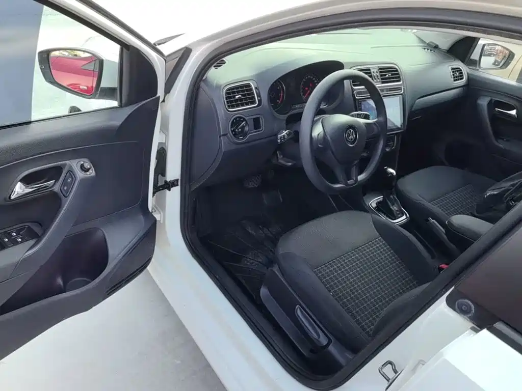 Volkswagen Polo — миниатюра 16