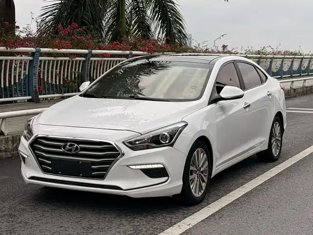 hyundai name-picture