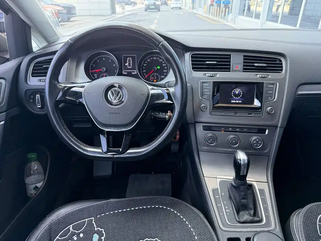 Volkswagen Golf — миниатюра 9
