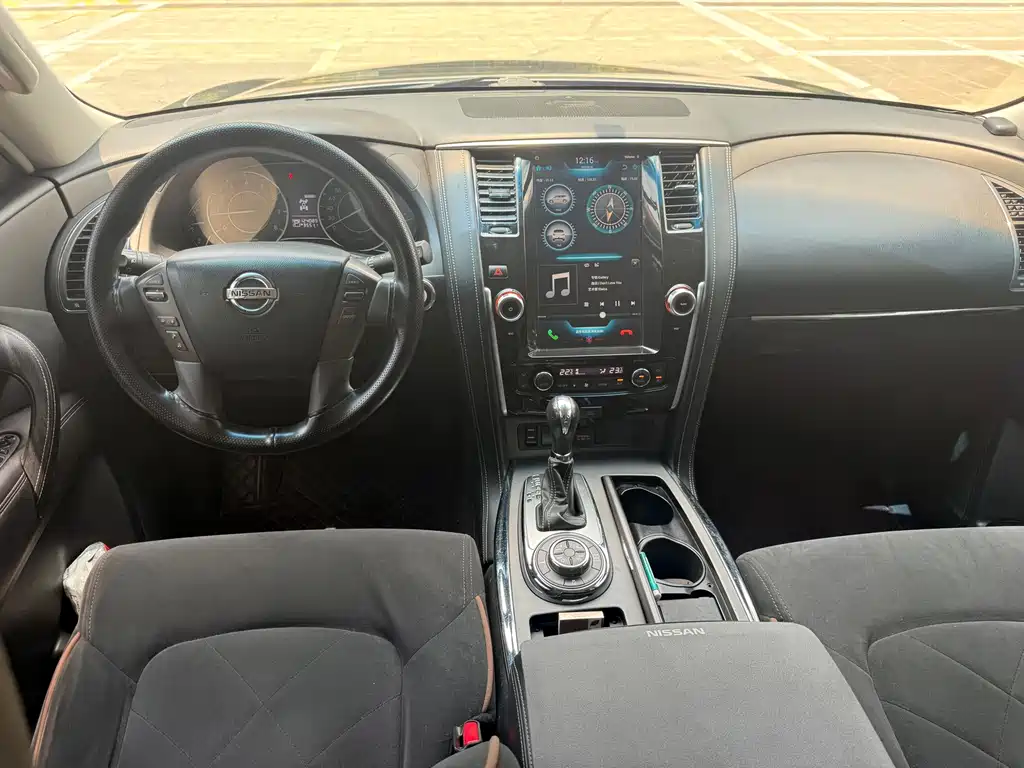Nissan Patrol — миниатюра 10