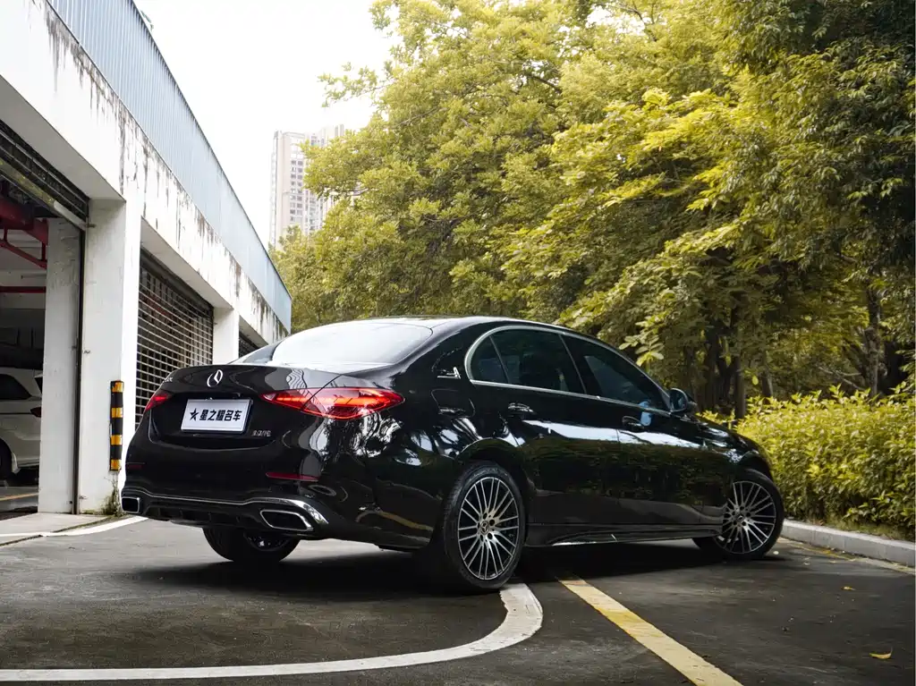 Mercedes-Benz C-Class — миниатюра 4
