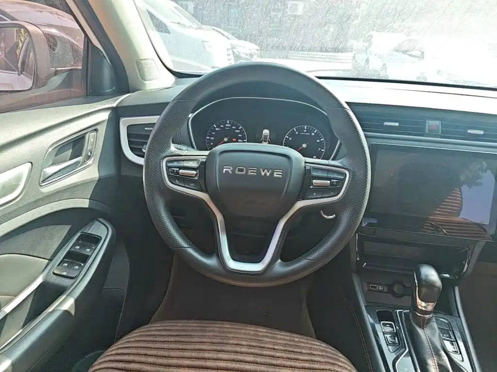 Roewe RX3 — миниатюра 11