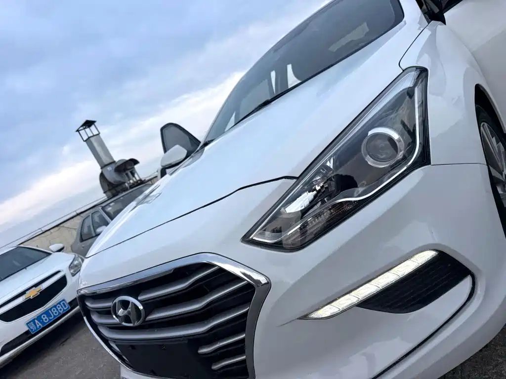 Hyundai Mistra — миниатюра 15
