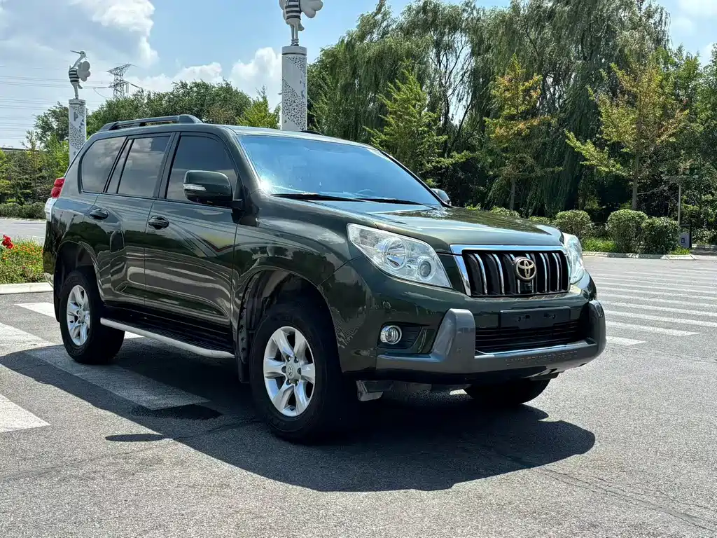 Toyota Prado — миниатюра 3
