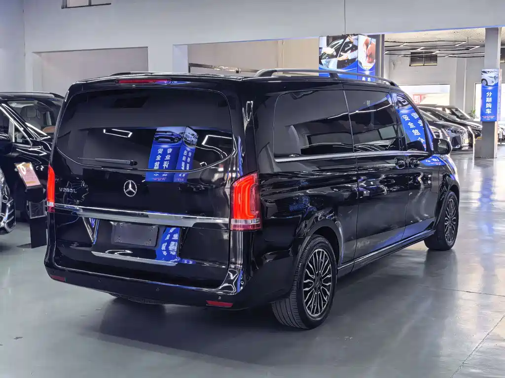 Mercedes-Benz V-Class — миниатюра 3