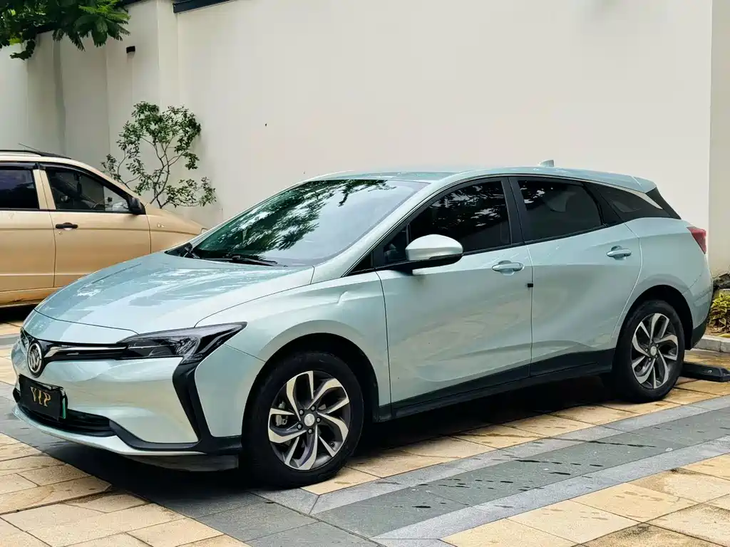 Buick Velite 6