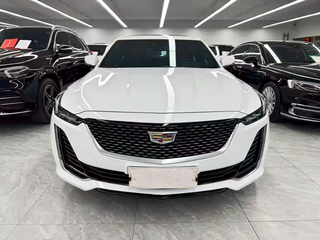 Cadillac CT5 — миниатюра 2