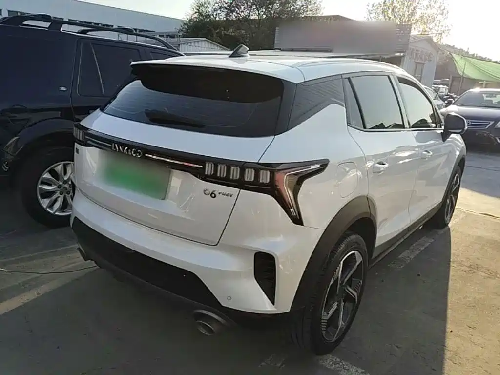 Lynk & Co 06 EM-P — миниатюра 7