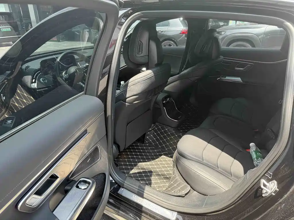 Mercedes-Benz E-Class E 2024 E 300 L Fashion Sport