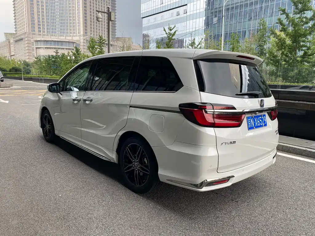 Honda Odyssey — миниатюра 4