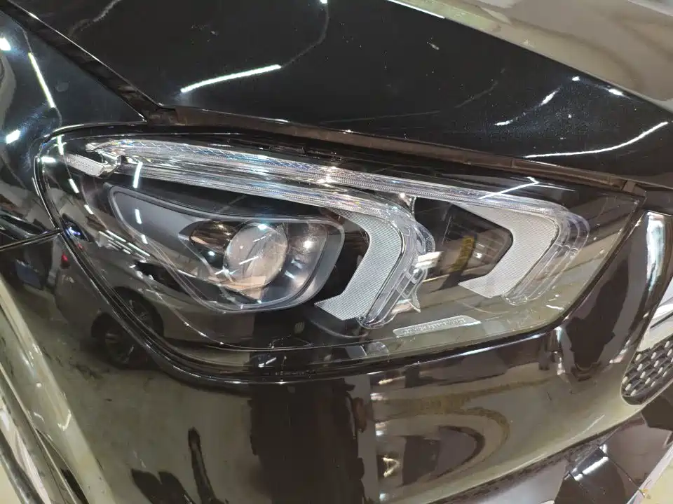 Mercedes-Benz GLE (Import) — миниатюра 10