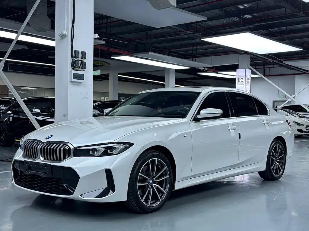 BMW 3 Series 2024