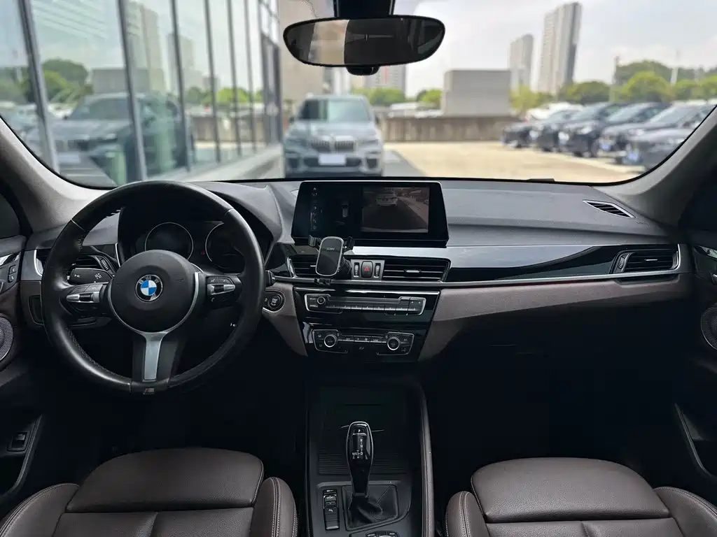 BMW X1 — миниатюра 7