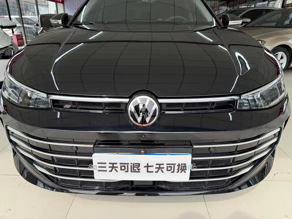Volkswagen Passat 2025 Pro 380TSI