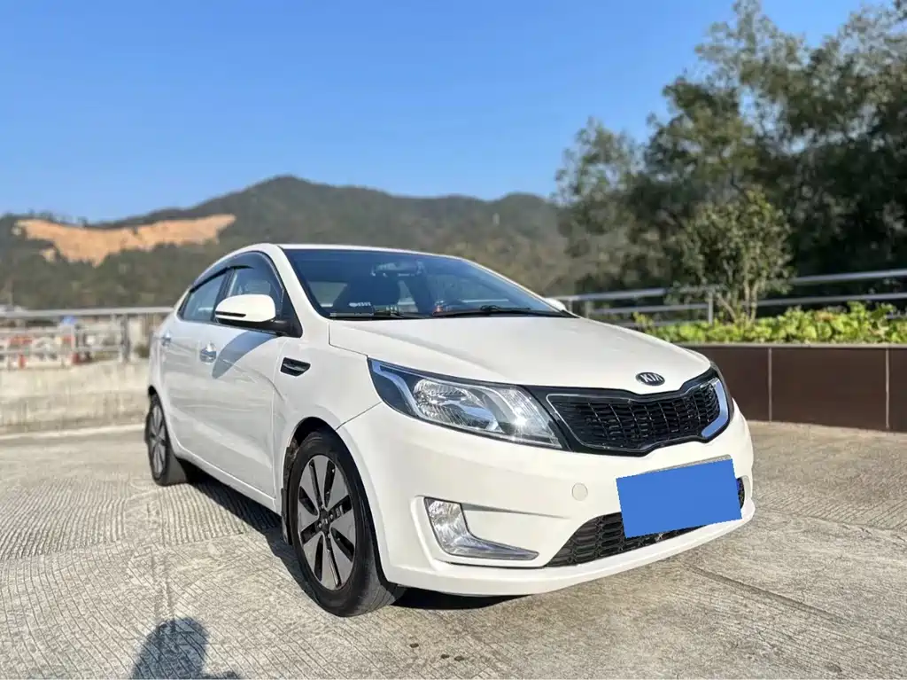Kia K2 — миниатюра 3