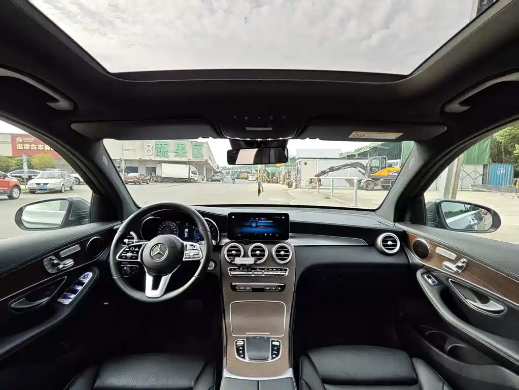Mercedes-Benz GLC — миниатюра 7