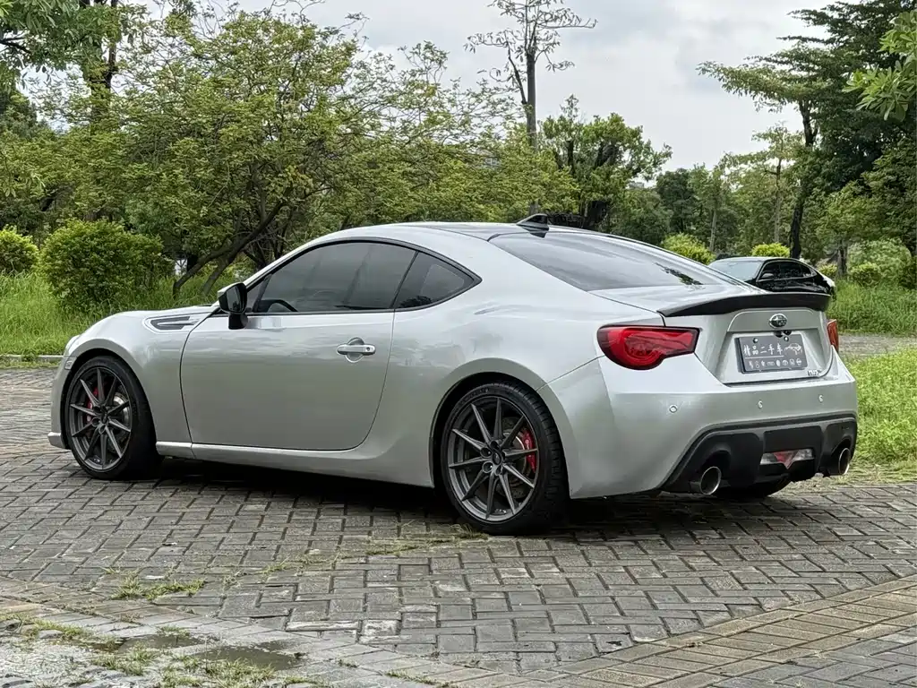 Subaru BRZ — миниатюра 15