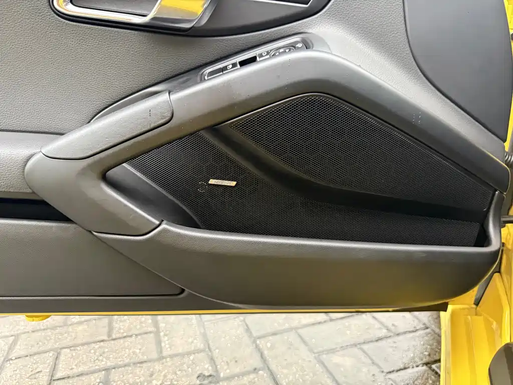 Porsche Cayman — миниатюра 9