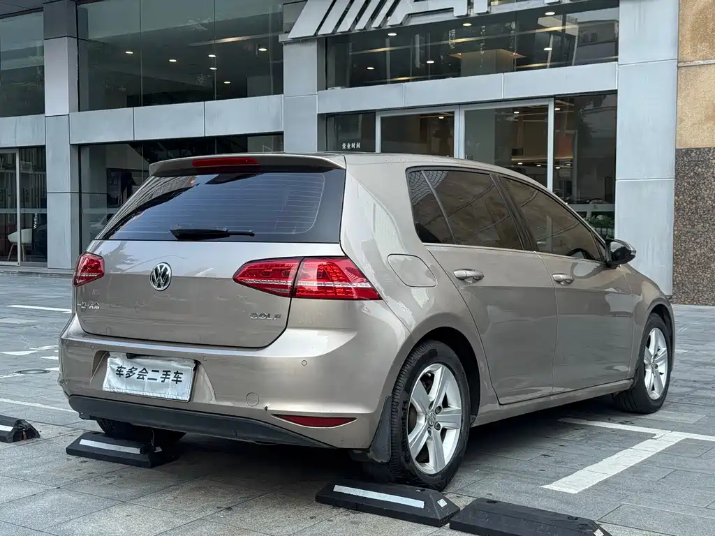 Volkswagen Golf — миниатюра 4