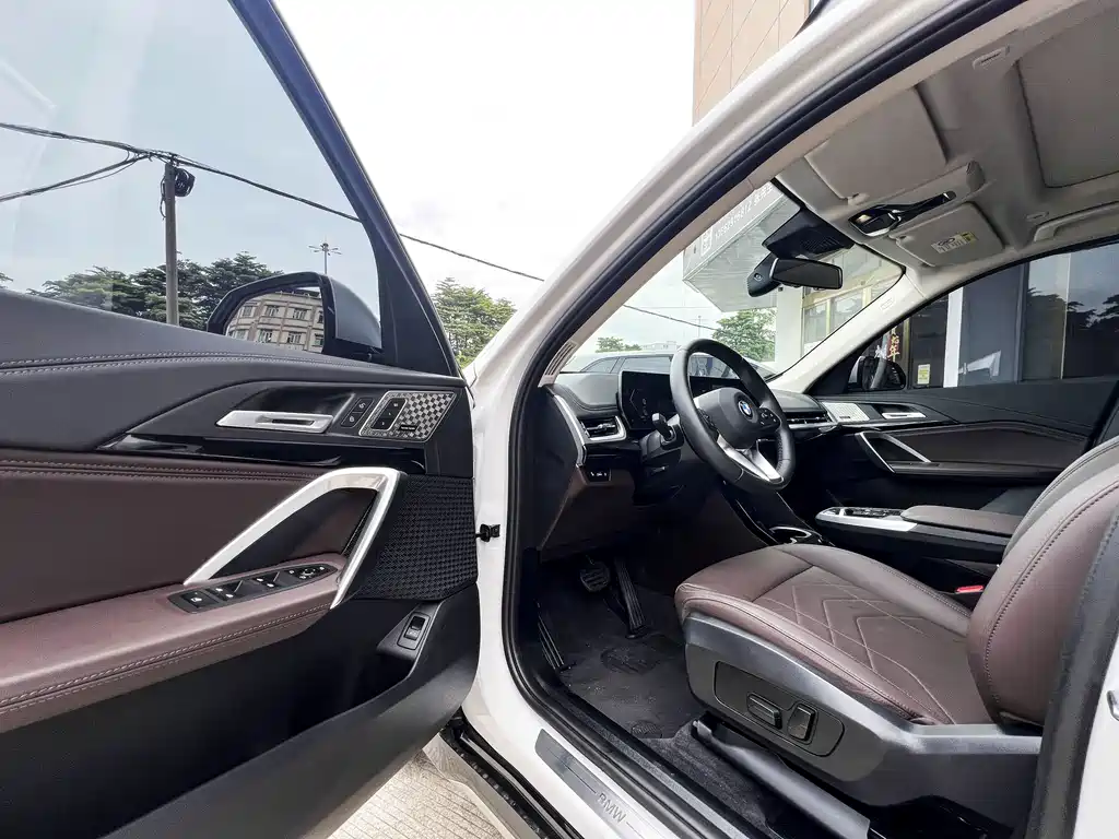 BMW X1 — миниатюра 7