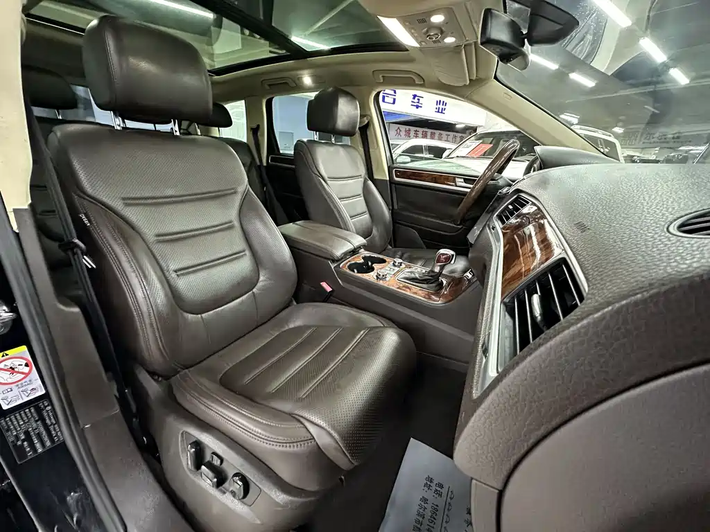 Volkswagen Touareg 2011 3.0TSI Comfort