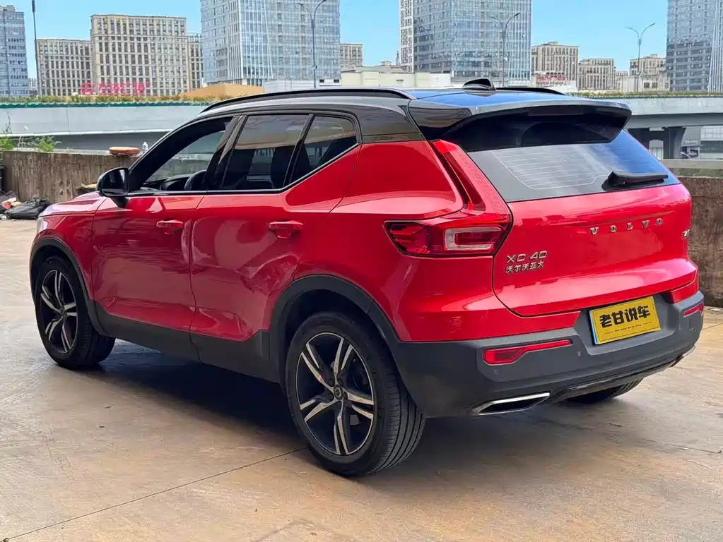 Volvo XC40 — миниатюра 4
