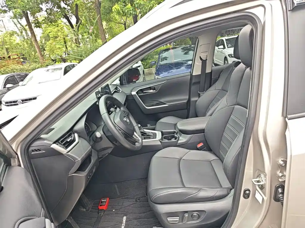 Toyota Wildlander — миниатюра 15